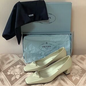BNIB PRADA Modellerie Square Toe Pumps Kitten Heel Saffiano Leather Pump sz.